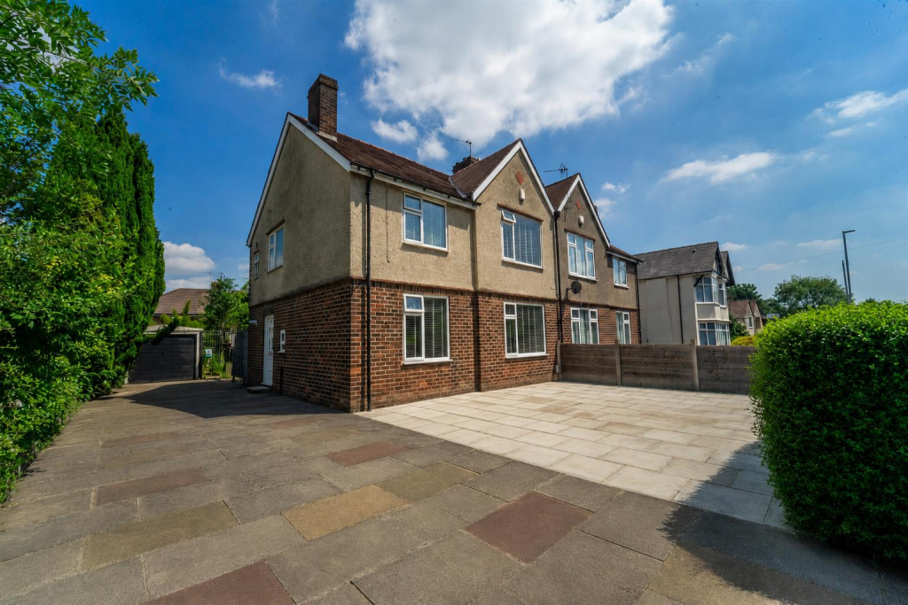 Main image of property: Manchester Road, Swinton, Manchester