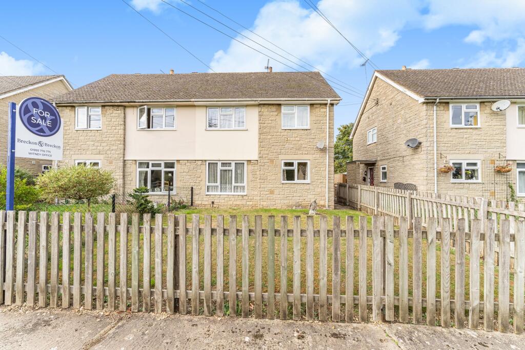 Main image of property: Flexneys Paddock, Stanton Harcourt, OX29