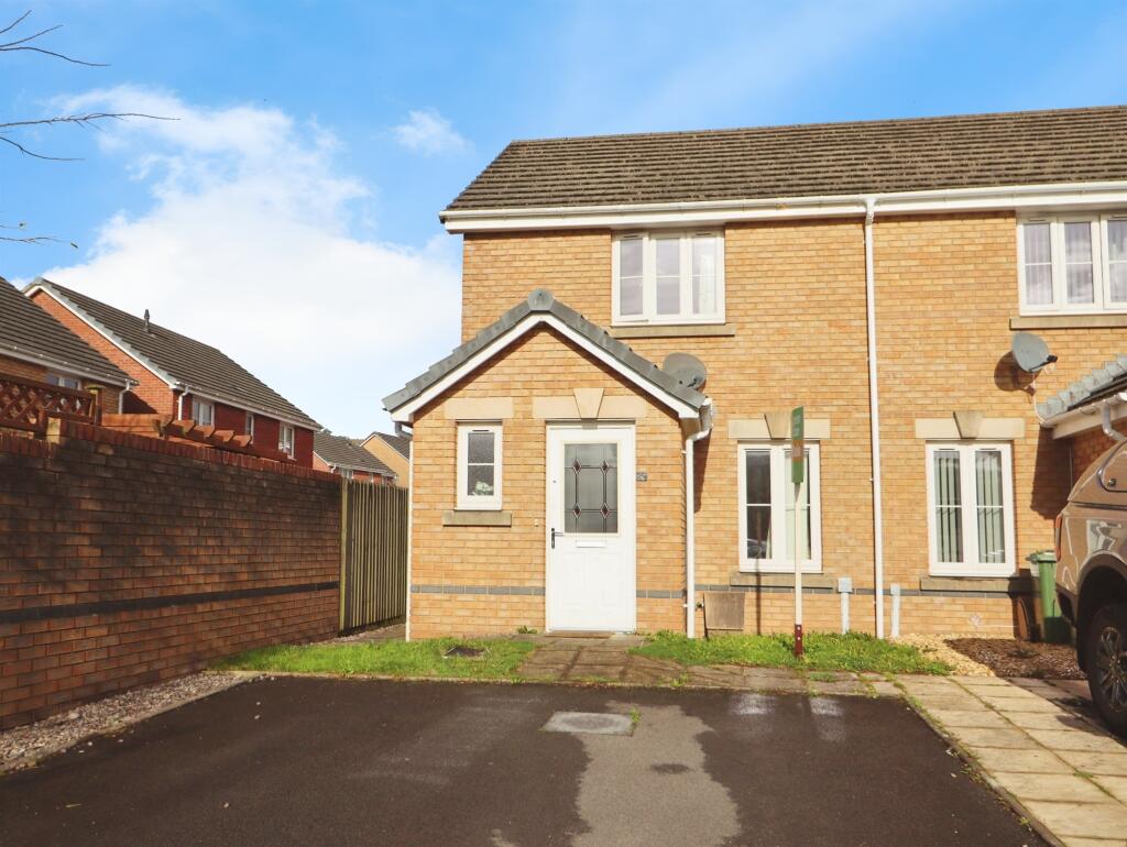Main image of property: Worcester Court, Tonyrefail, Porth
