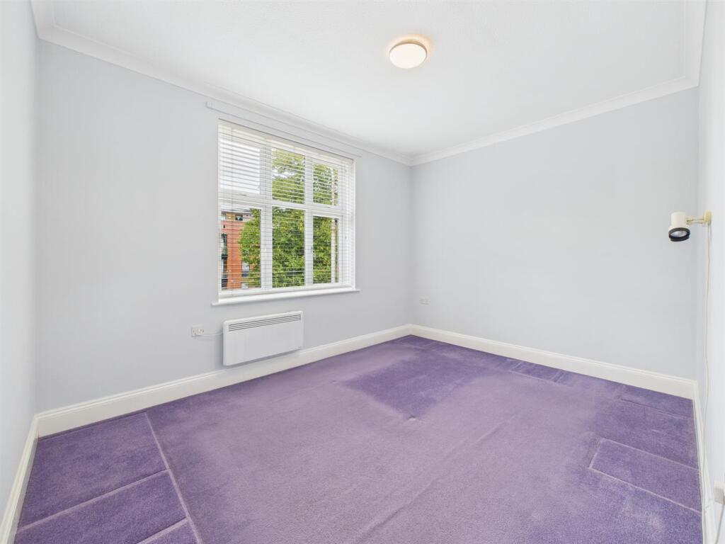 Tilehurst Road, Reading photo 4