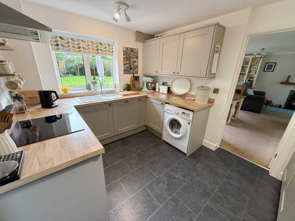 House in Bear Cross, Bearwood, Poole - View 4