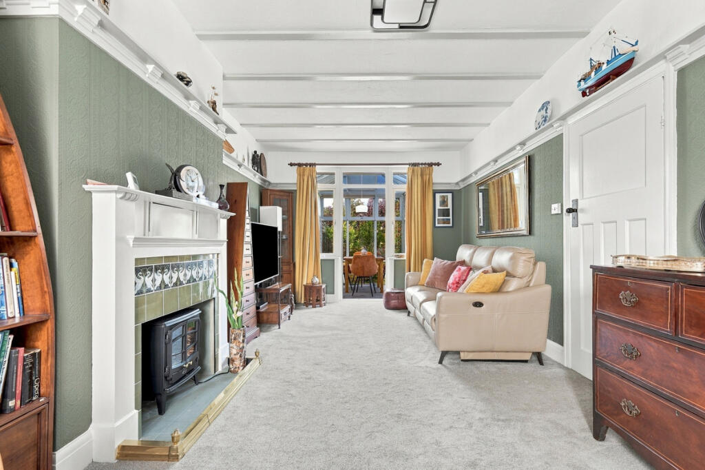 House in Southend-on-Sea - View 5