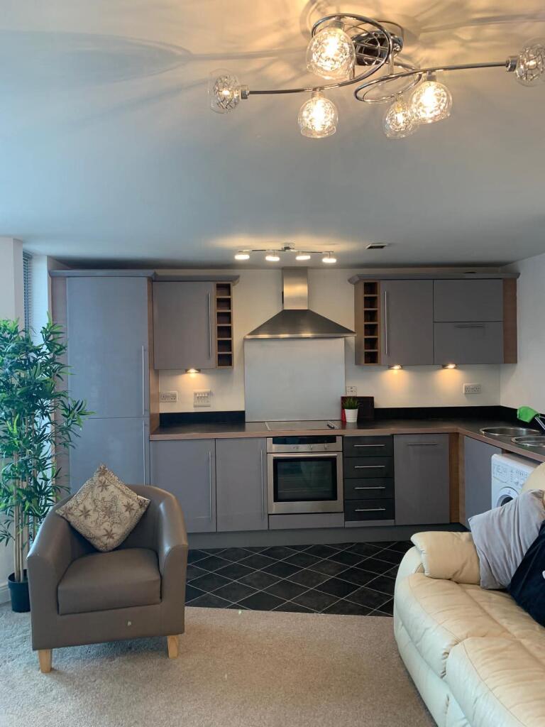 Apartment in Newcastle upon Tyne - More