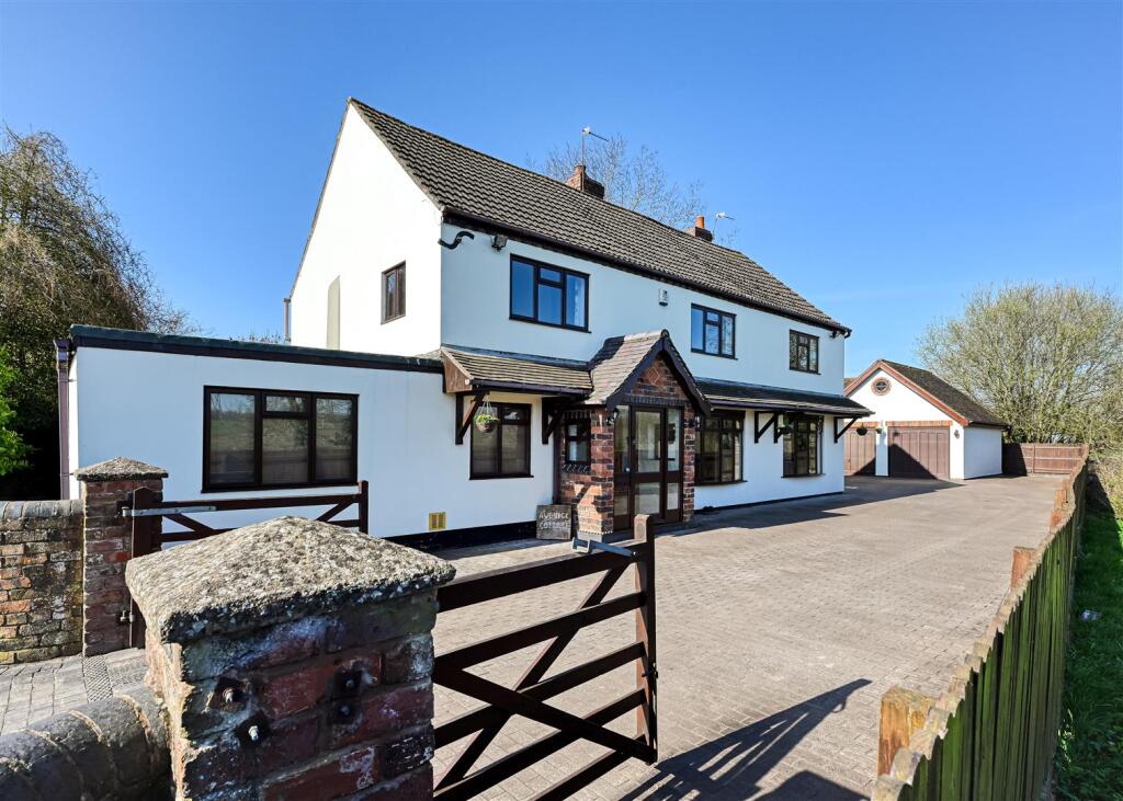 Main image of property: Union Lane, Trysull, Wolverhampton