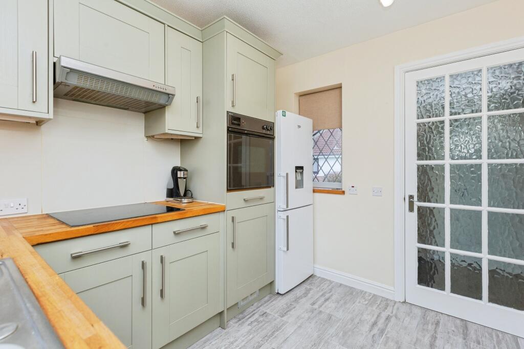 The Hawthorns, Lutterworth, LE17 photo 3