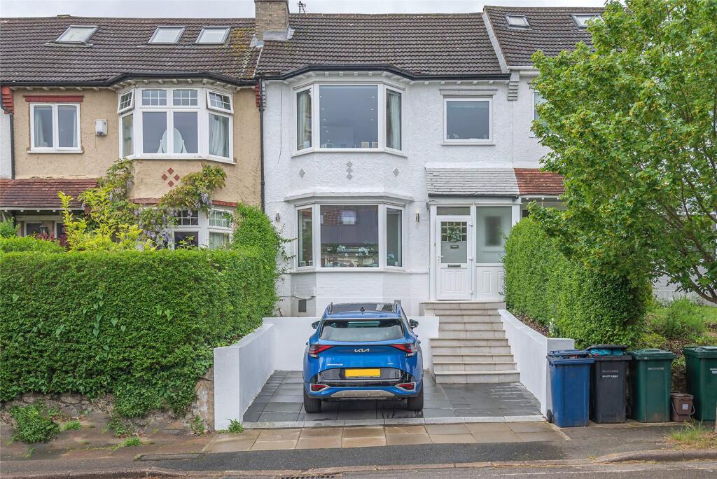 Main image of property: Woodlands Avenue, London, N3