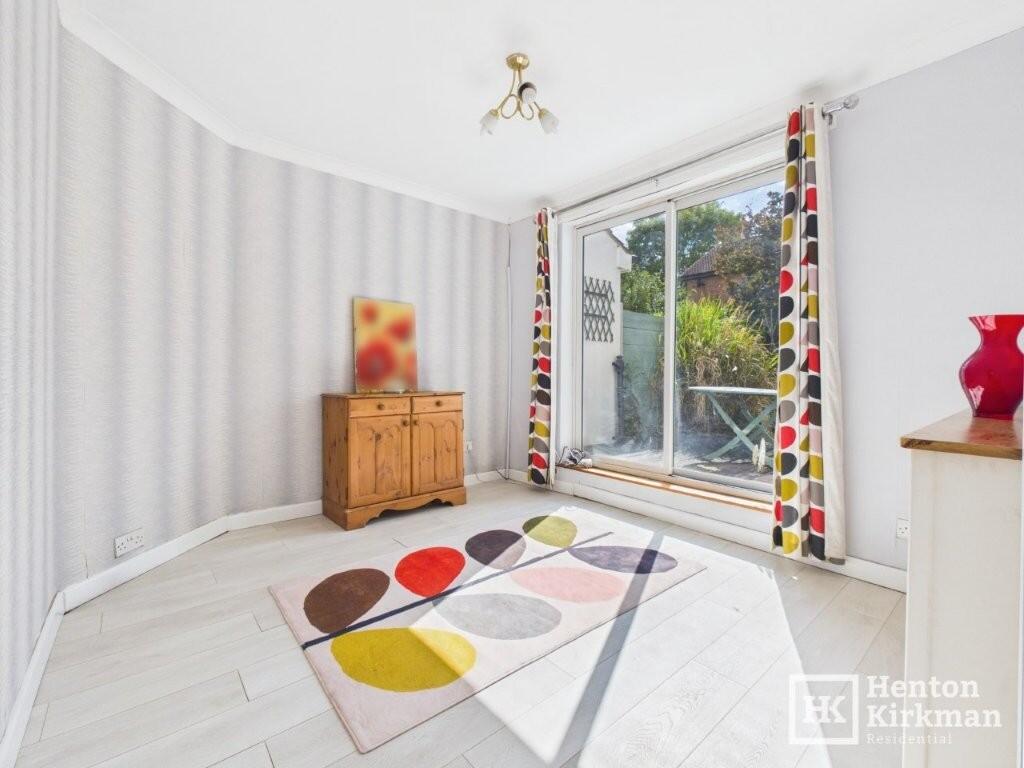 House in Basildon, Sunnymede, Billericay - More