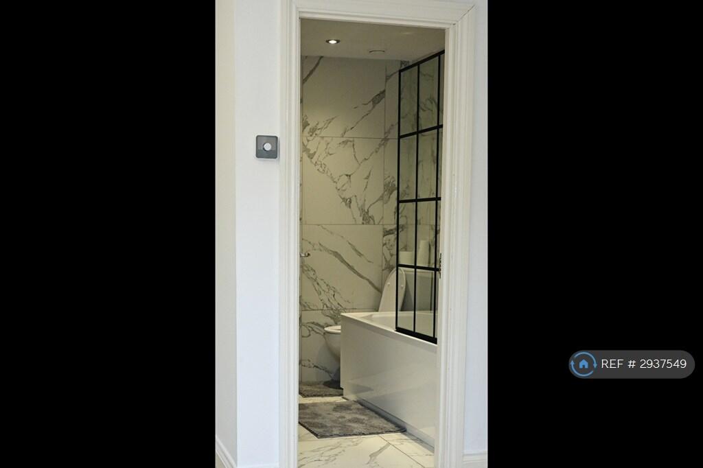 Main image of property: Ascot House, Portsmouth, PO5