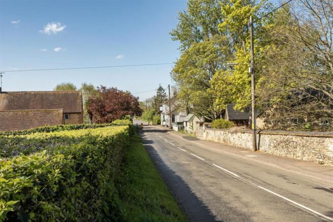 Plot 1 & 2 Bakers Lane, Shutlangers (9).jpg