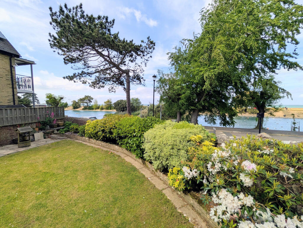 Main image of property: Canoe Lake Road, Ryde, PO33
