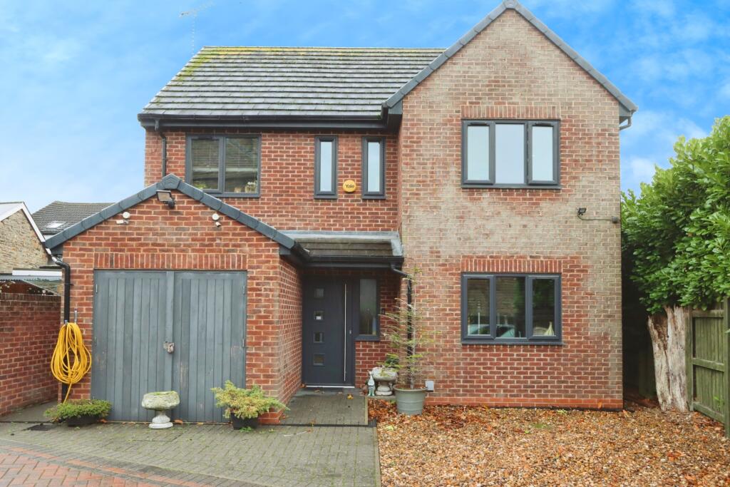 4-bed detached on Hendon Street, Sheffield, S13, £375,000