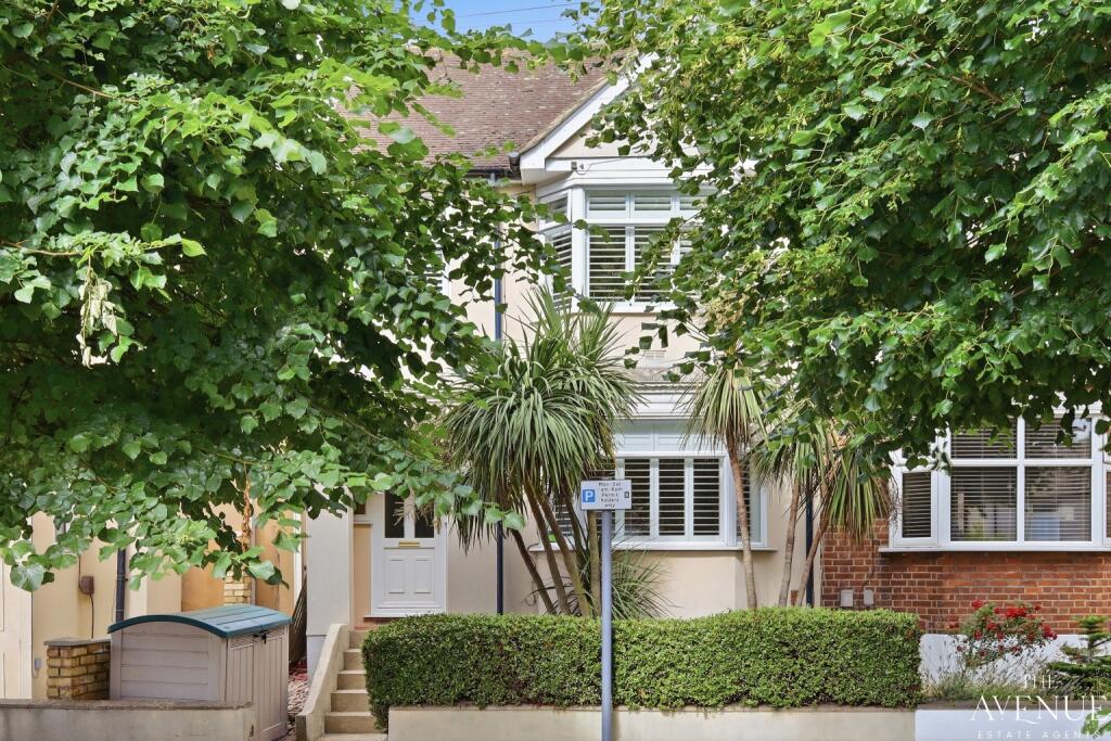 Main image of property: Milton Road, Grays
