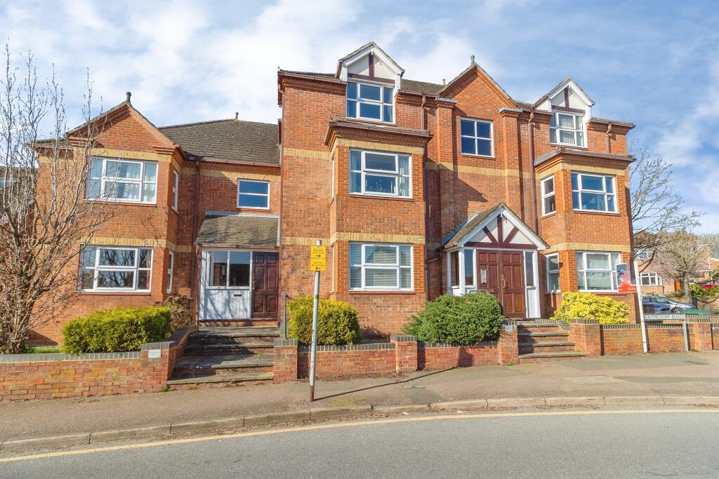 Main image of property: Southcourt Road, Leighton Buzzard