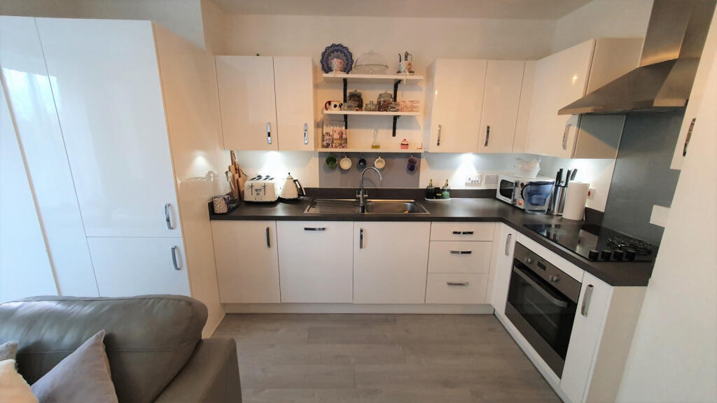 Property photo 8
