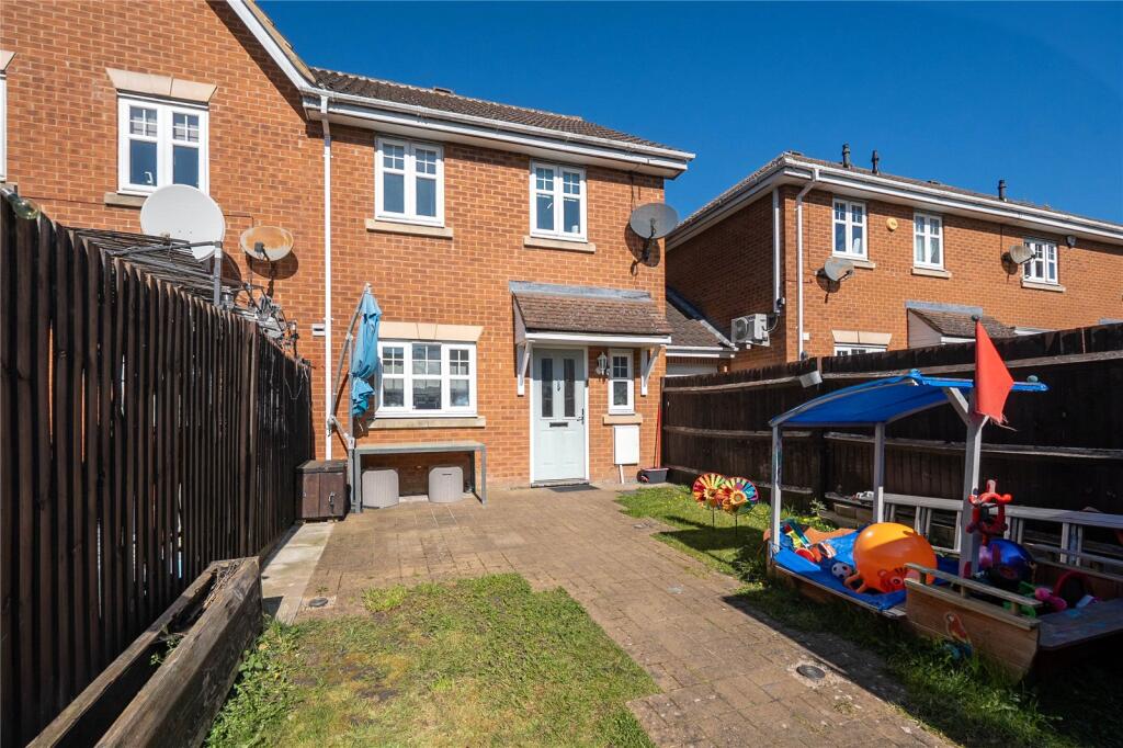 Main image of property: Frenchs Gate, Dunstable, Bedfordshire, LU6