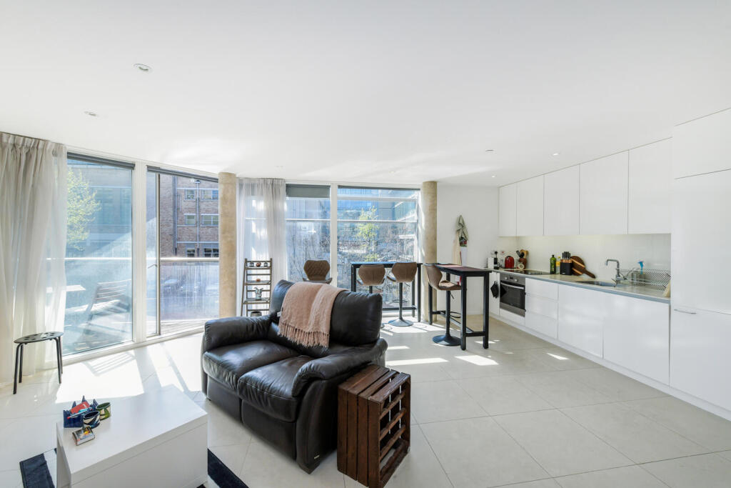Apartment in Nottingham, Lace Market, The Meadows - View 5
