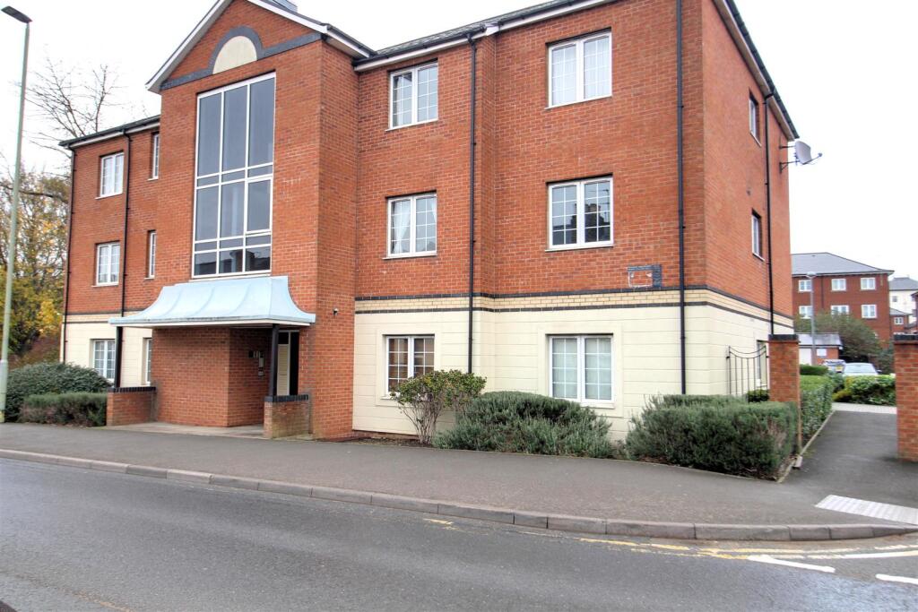 Main image of property: Great Western Road, Gloucester