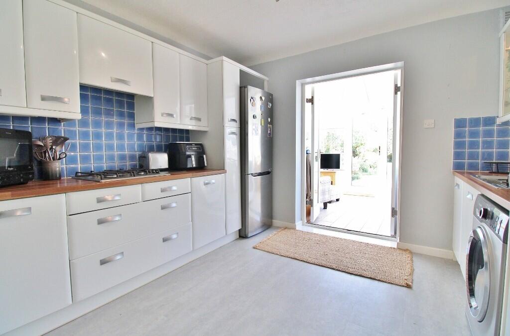 House in Fareham, Stubbington - More
