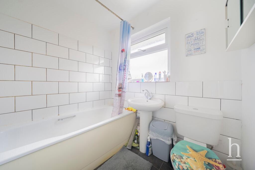 House in Wirral, Liverpool City Region - More