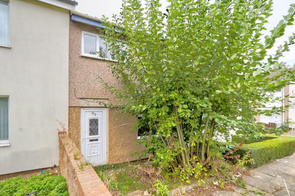 3-bed terraced on Bankfields Road, Middlesbrough, TS6, £70,000