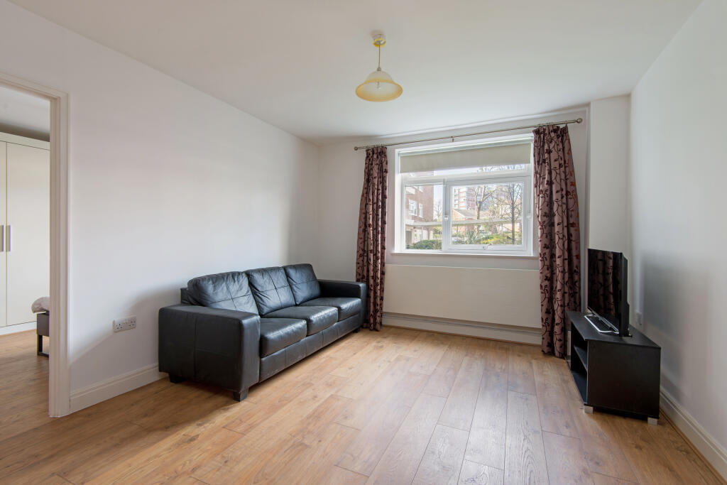 Apartment in London - View 2