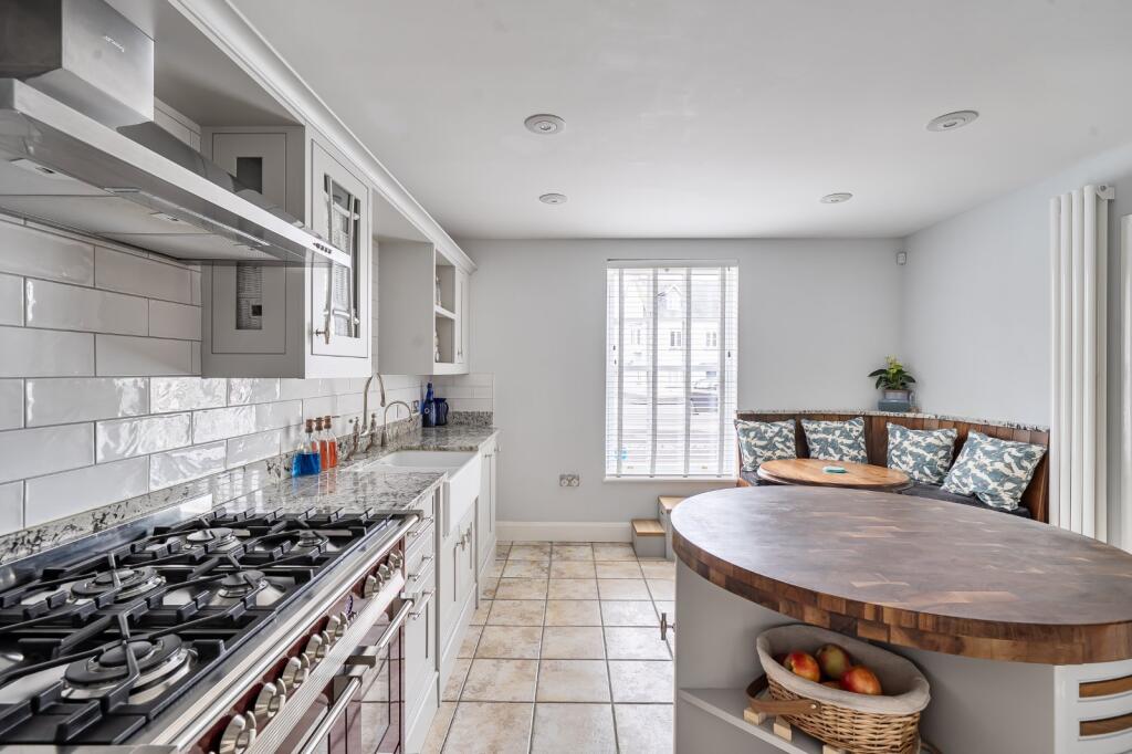 House in Salisbury - View 2