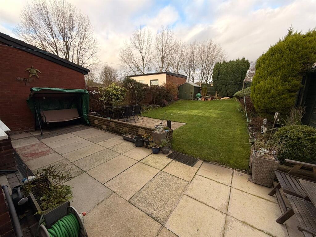 Hill Cot Road, Sharples, Bolton, Gtr Manchester, BL1 photo 3