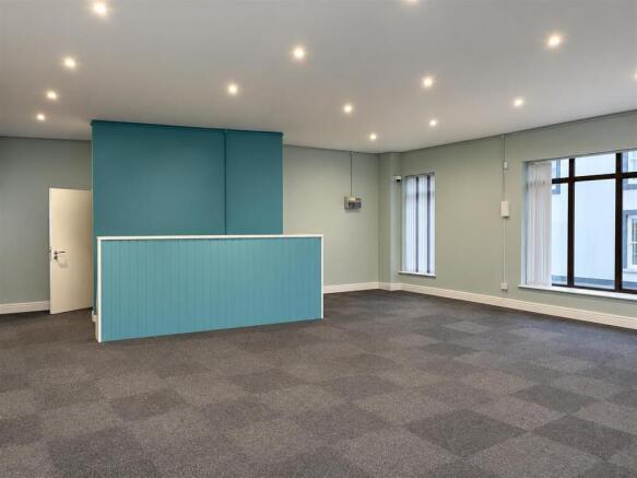 main office 5 stret 3.jpg