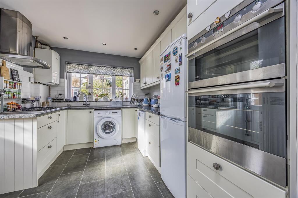 House in Havant, South Hayling - View 5