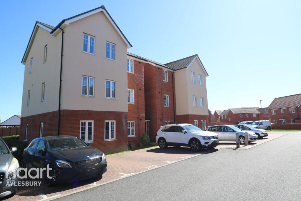 Main image of property: ELTON Close, Aylesbury
