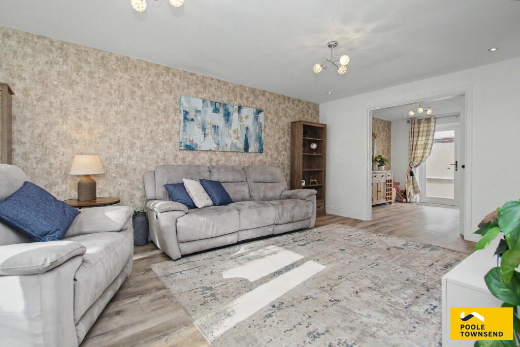 House in Lancaster - View 3