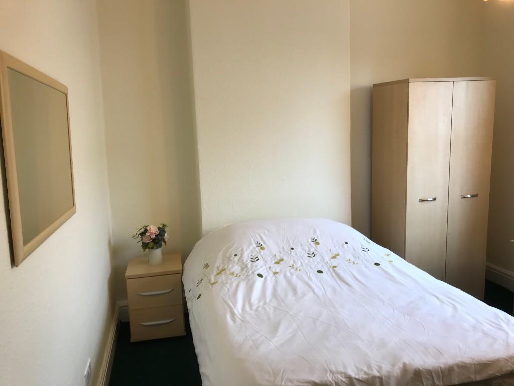 1 bedroom house for rent