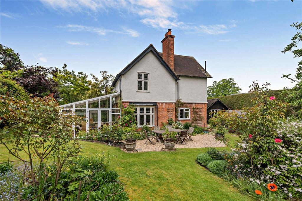 Main image of property: Andover Road, Newbury, Berkshire, RG14