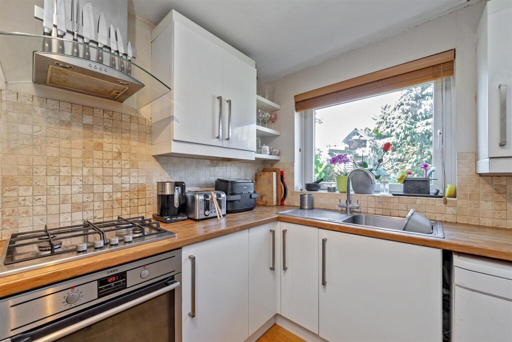 Additional image 4 of Hilldyke Road, Wheathampstead, St. Albans