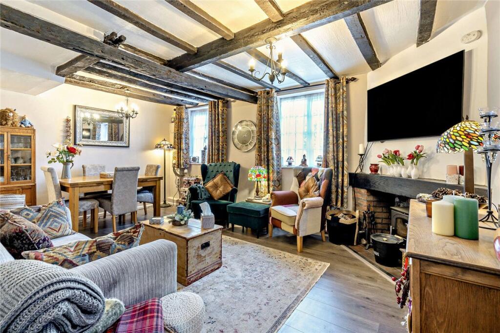 House in Reading - More