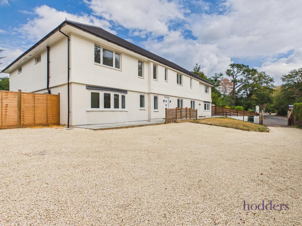 Main image of property: Chertsey, Surrey, KT16