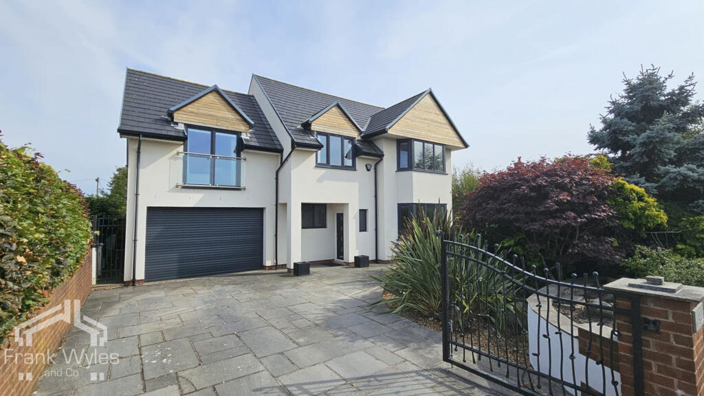4-bed detached on Channing Road, Lytham St. Annes, Lancashire, £875,000