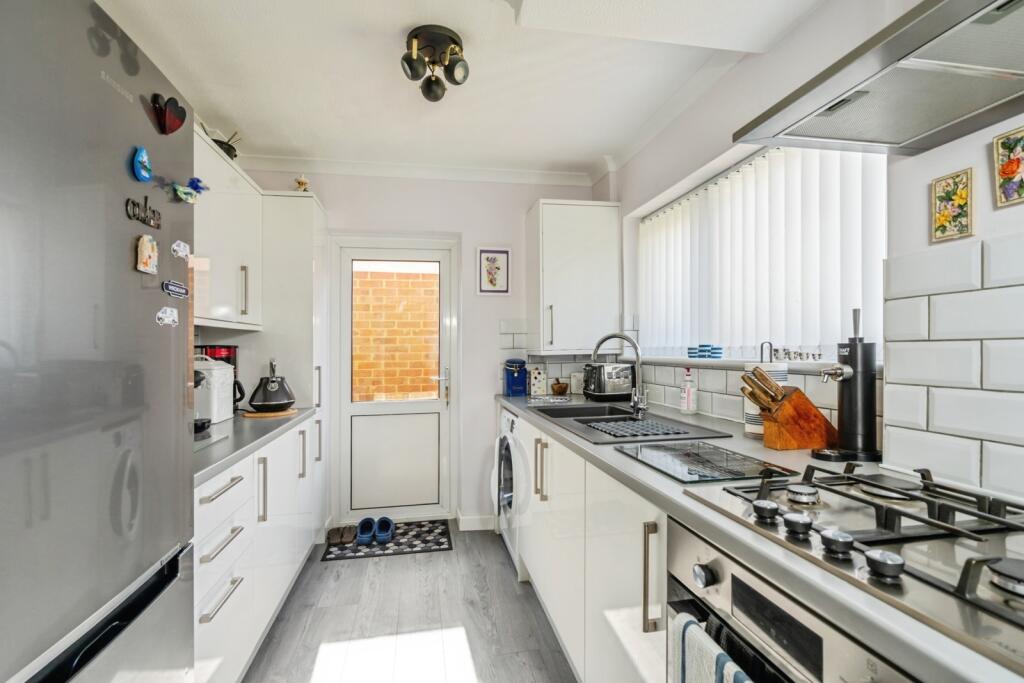 Merton Close, Bognor Regis, West Sussex, PO21 photo 3