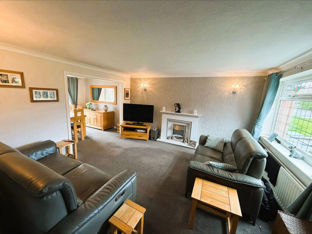 991 Middleton Road, Chadderton OL9 photo 2