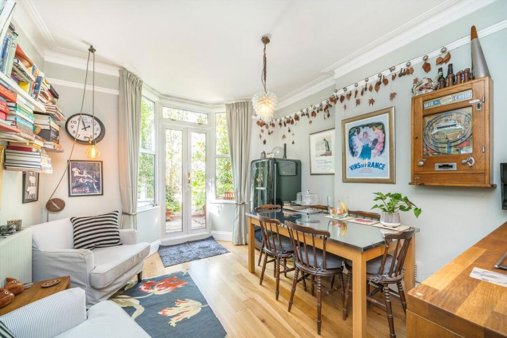 House in London - More