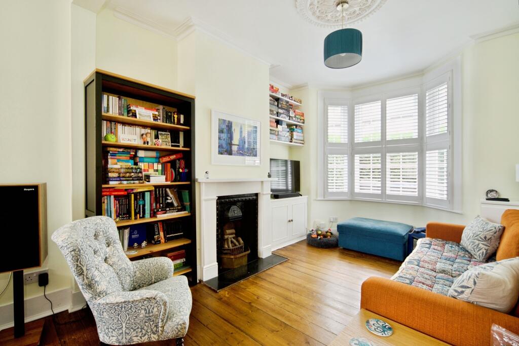 Bulwer Road, London, N18 - View 2