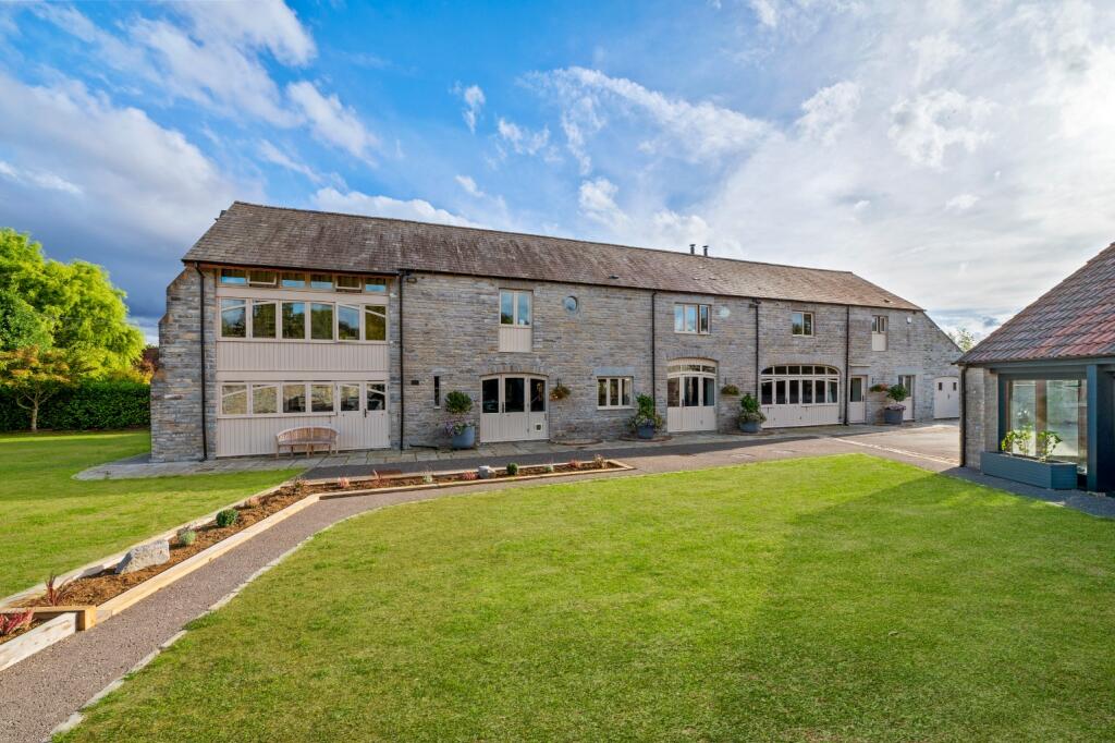 House in Compton Dundon - View 3