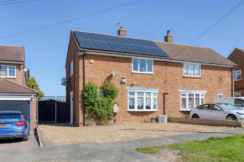 Main image of property: Lymans Road, Arlesey, SG15 6TH