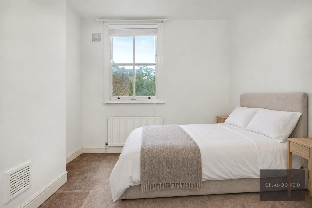 Apartment in London, Stockwell Park, Stockwell - More