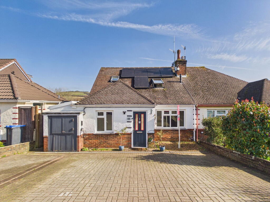 Main image of property: Vale Avenue, Findon Valley, Worthing BN14 0BY