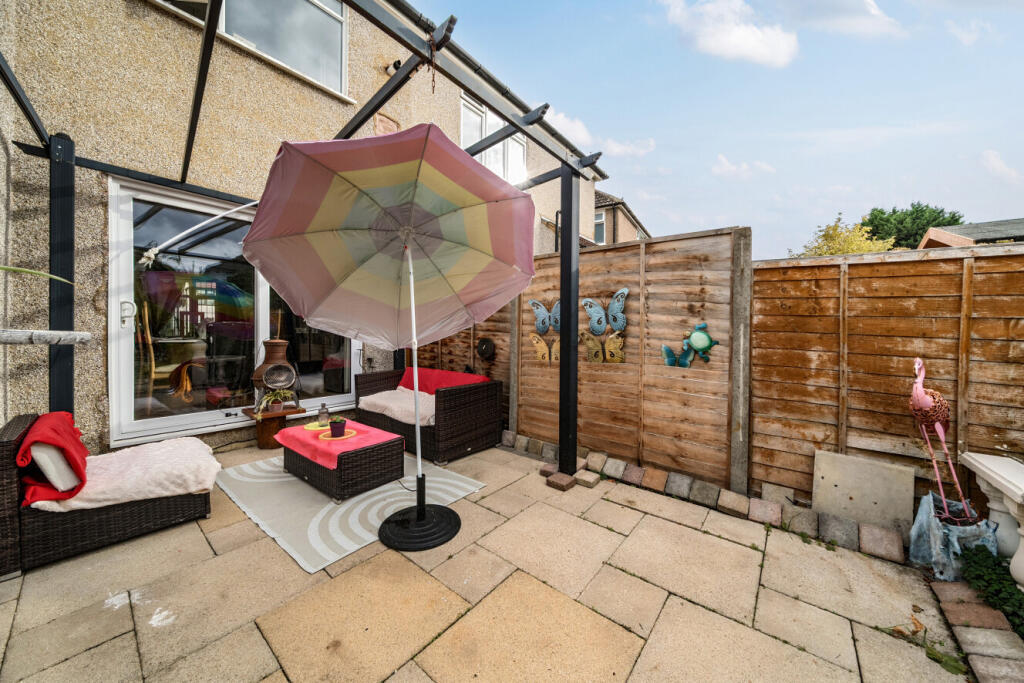 House in London - View 5