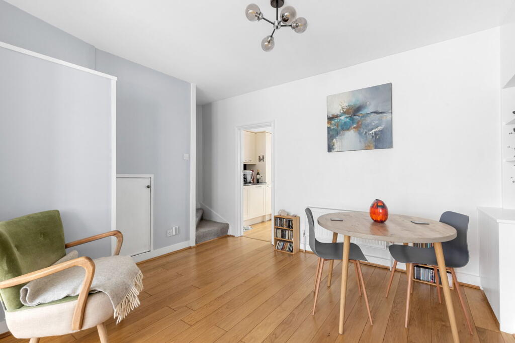 House in London - View 4