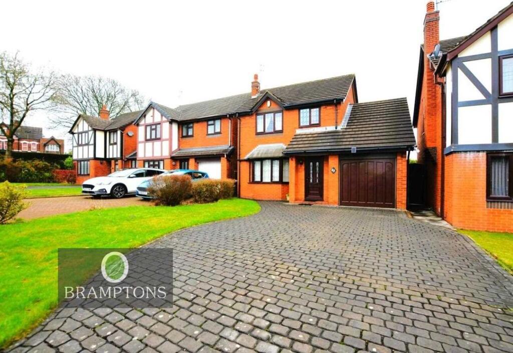 3-bed detached on Lancaster Road, Newcastle, Newcastle-under-Lyme, £315,000
