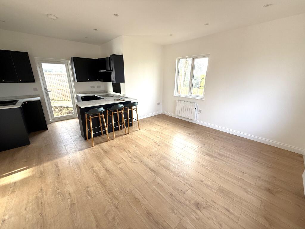 Gracamy Avenue, Warton, PR4 photo 4
