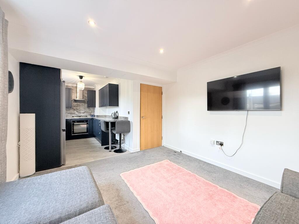 Apartment in Falkirk - View 5